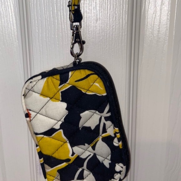 vera bradley tech case dogwood - Picture 2 of 4